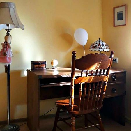 Apartment In The Historical City Center تشيرنيفتسي المظهر الخارجي الصورة