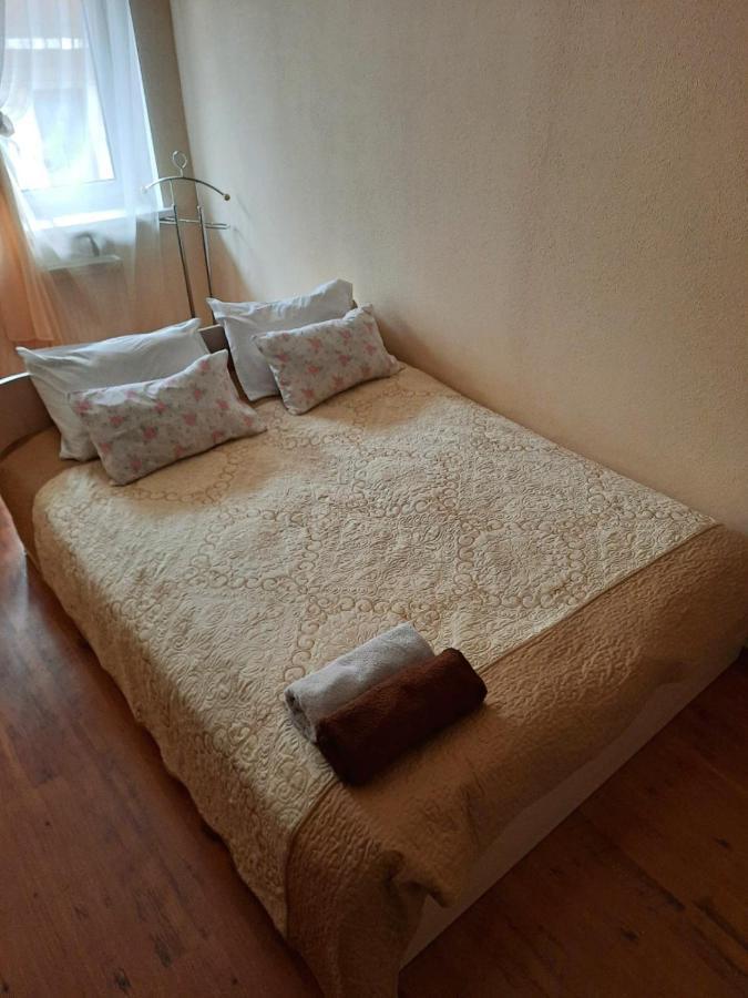 Apartment In The Historical City Center تشيرنيفتسي المظهر الخارجي الصورة