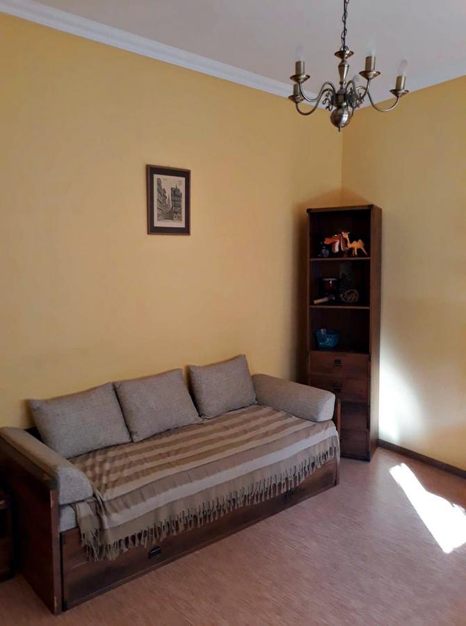 Apartment In The Historical City Center تشيرنيفتسي المظهر الخارجي الصورة