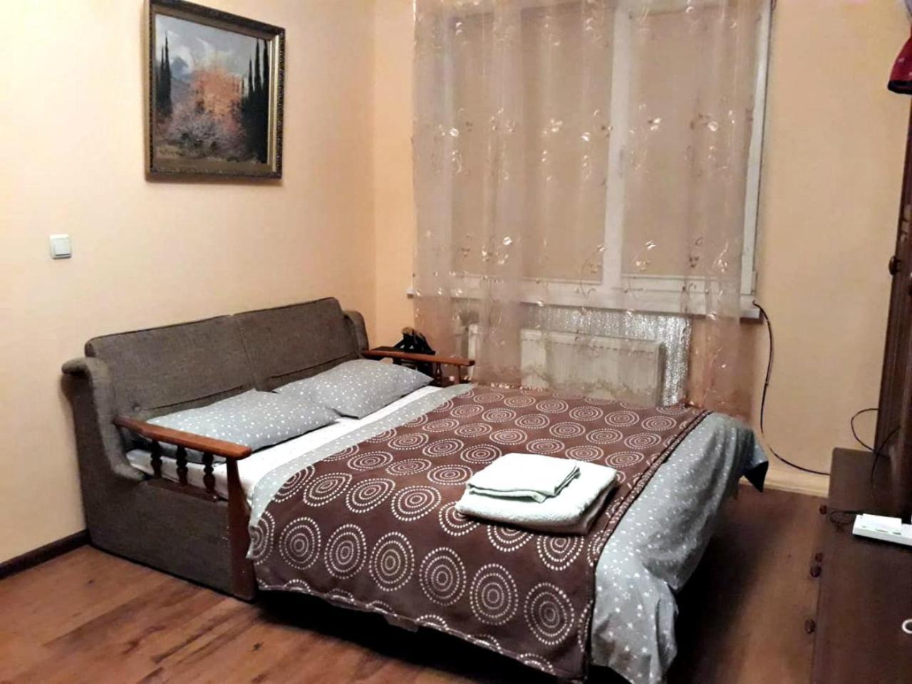 Apartment In The Historical City Center تشيرنيفتسي المظهر الخارجي الصورة